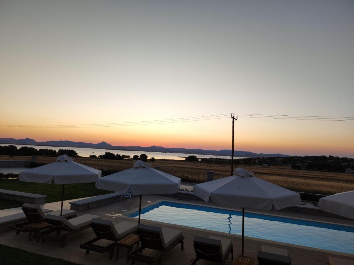 Onar Limnos II Luxury Apartments Moúdhros Dış mekan fotoğraf